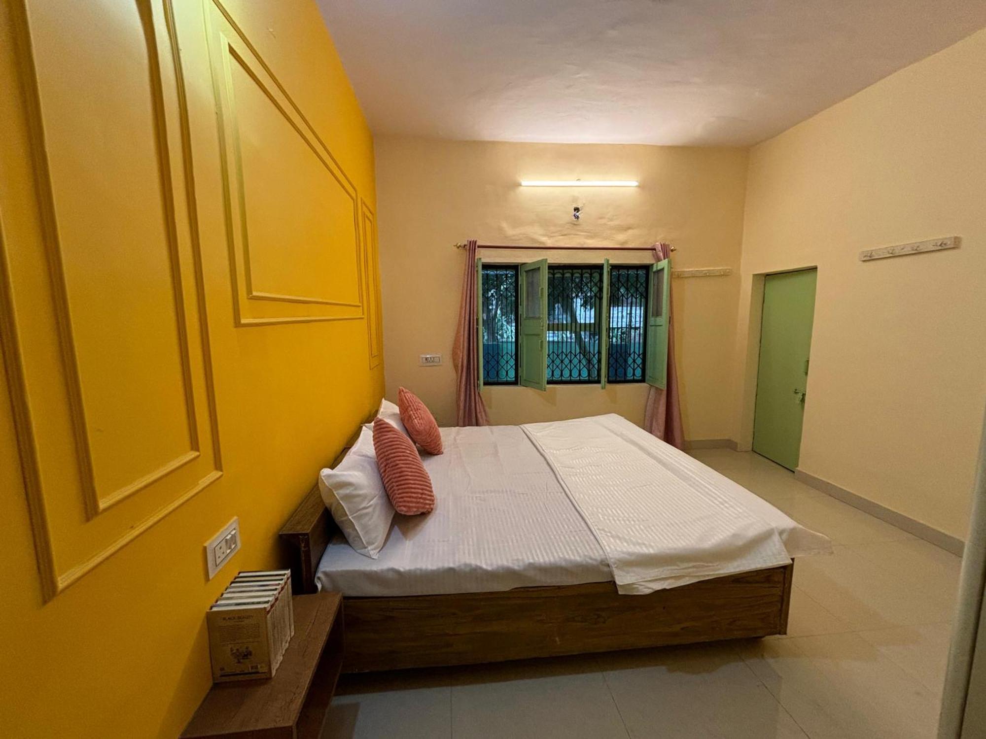 The Noor House Homestay Агра Экстерьер фото