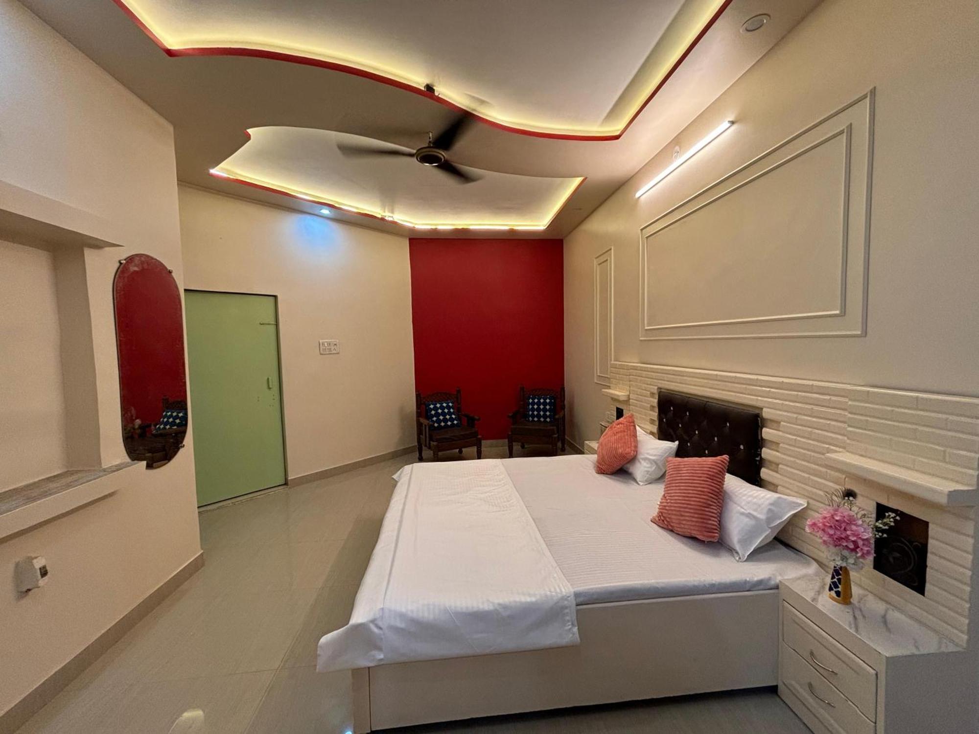 The Noor House Homestay Агра Экстерьер фото